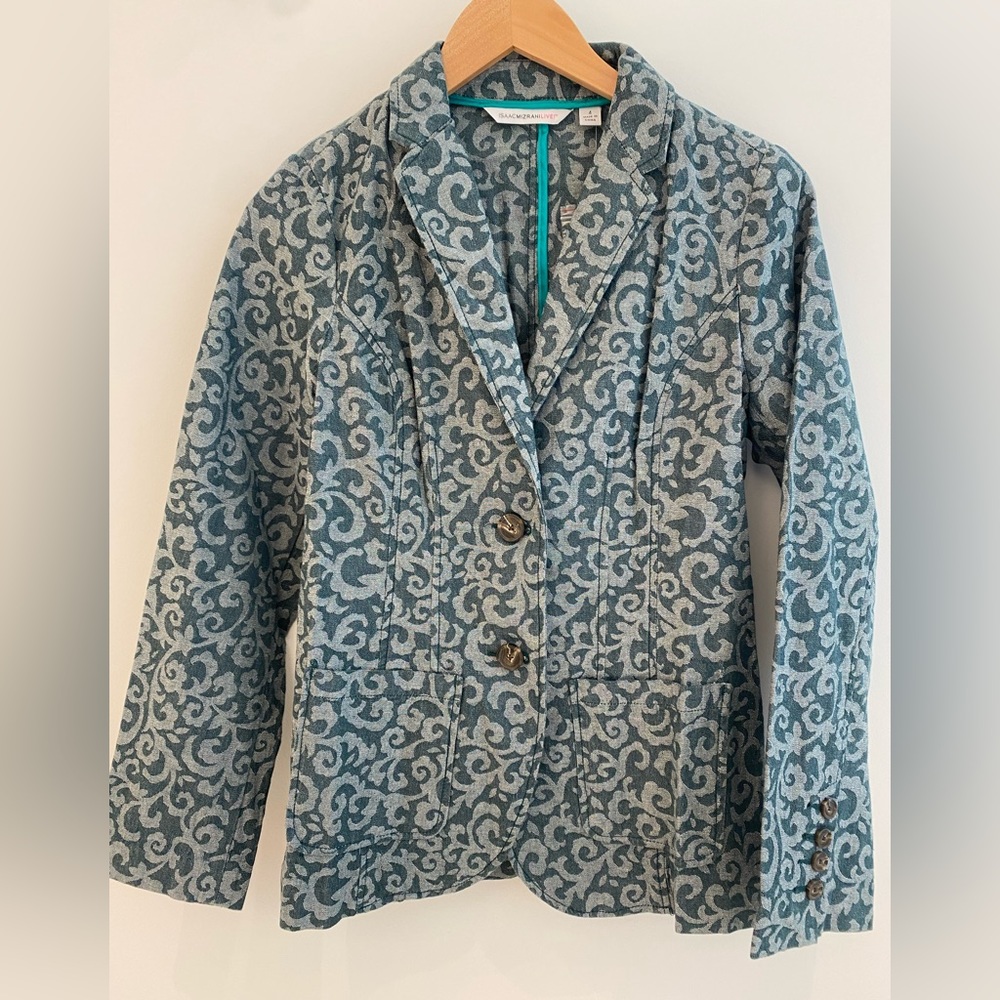 NWOT-Isaac Mizrahi live women’s long sleeve green Paisley jacket/blazer. Size 4.